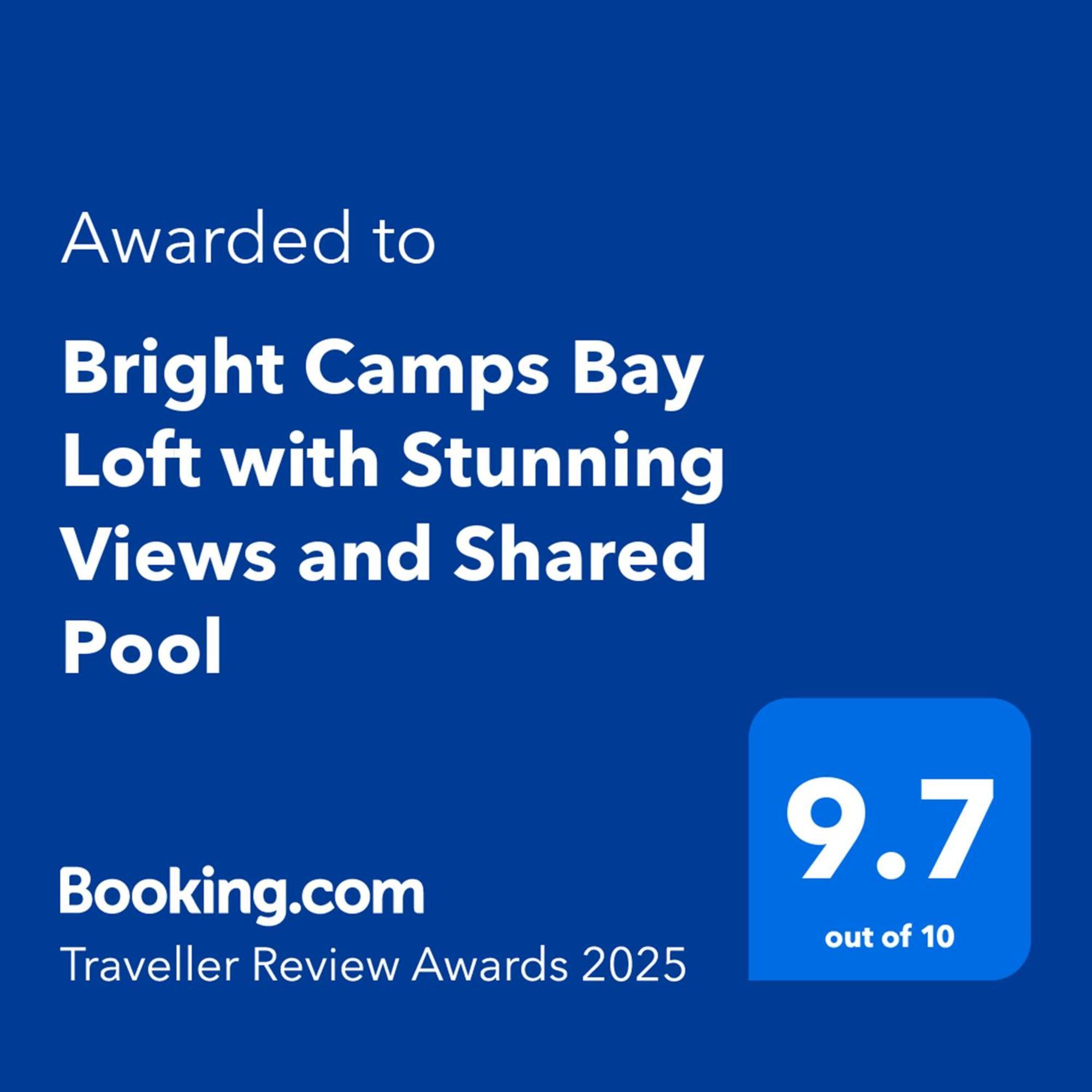 Bright Camps Bay Loft With Stunning Views And Shared Pool Apartment เคปทาวน์ ภายนอก รูปภาพ